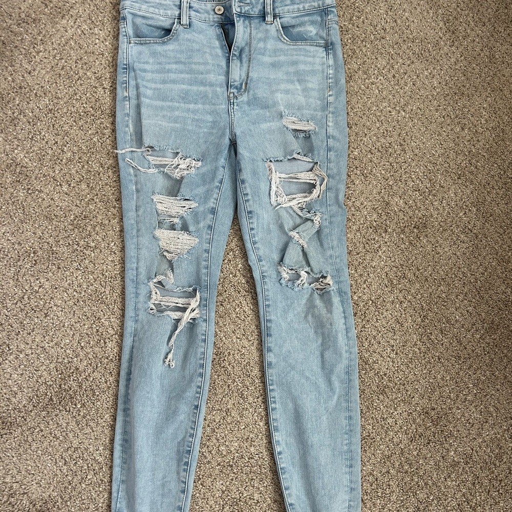 American Eagle Outfitters Light Blue Distressed Skinny Jeans